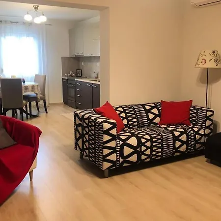 Sunny Garden House Διαμέρισμα Pirgetos